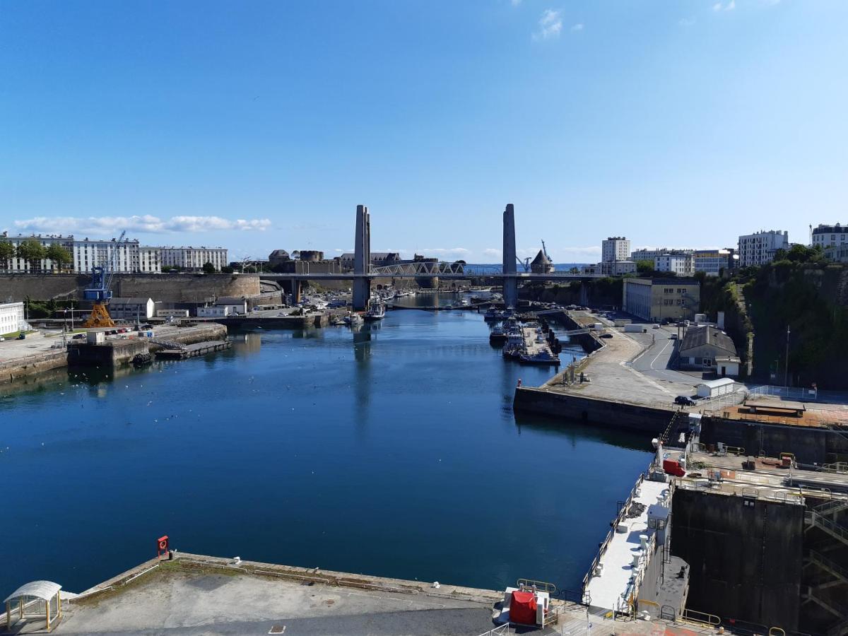 Urban Chic 44 M2 Apartment Brest Bagian luar foto